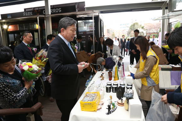 SNUH 착한가게 2015년 첫 행사