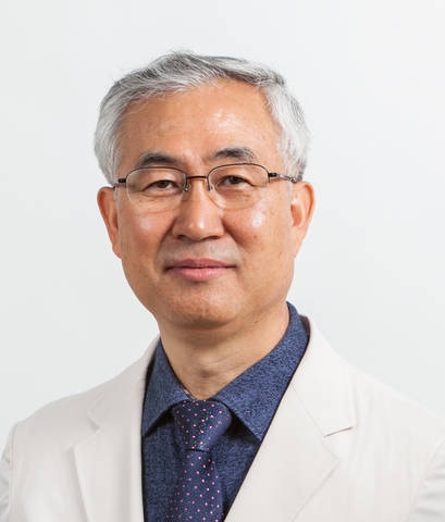 김동익 교수