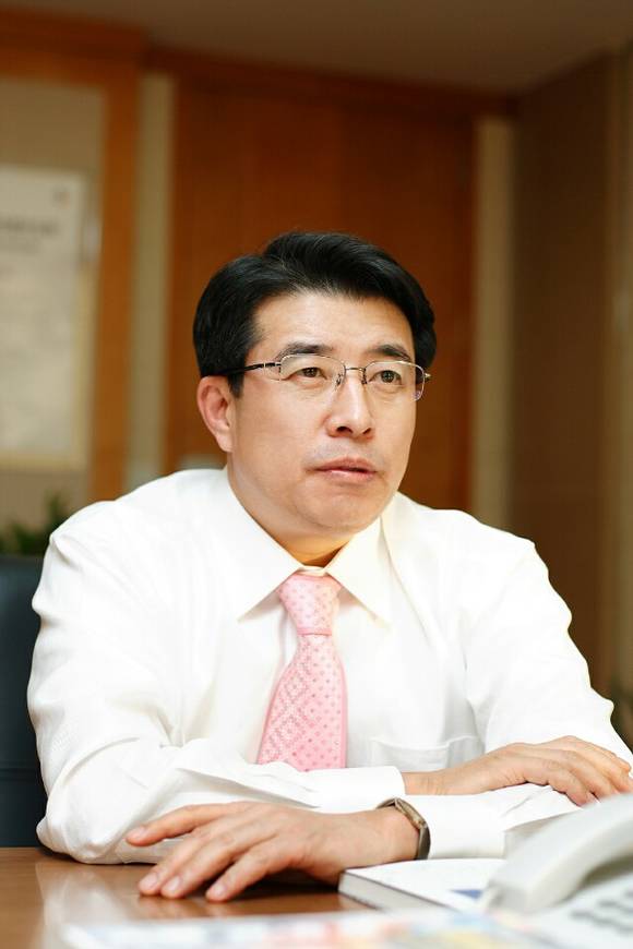 강석희 대표이사
