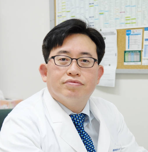 이현우 교수