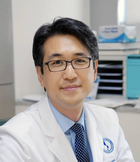 홍창형 교수