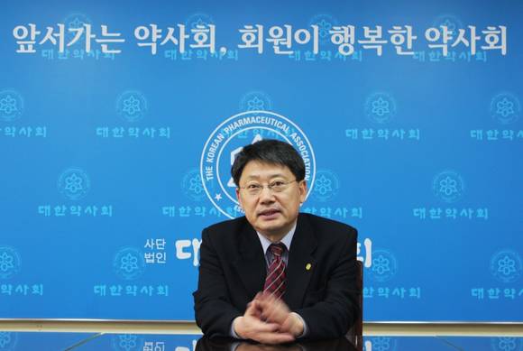 한갑현 위원장