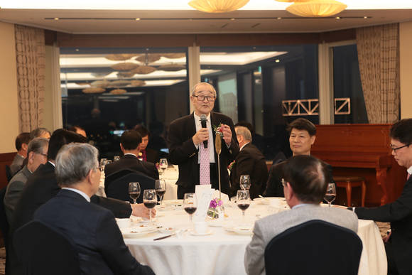 이호왕 명예교수의 건배제의