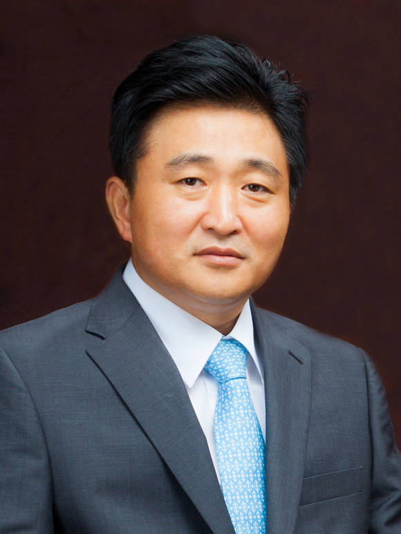 김용철 국제척추통증학회 회장 겸 대한통증학회 회장