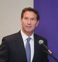 폴 헨리 휴버스 사장