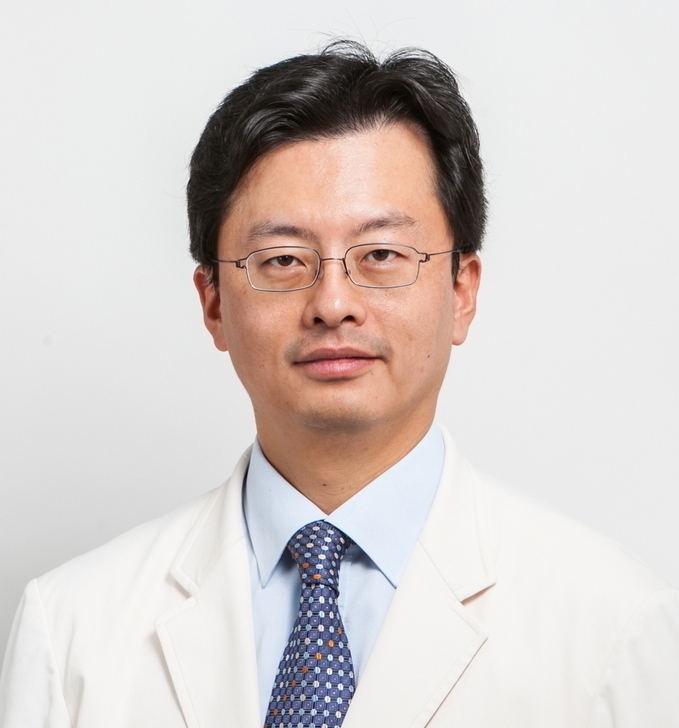 전홍진 교수