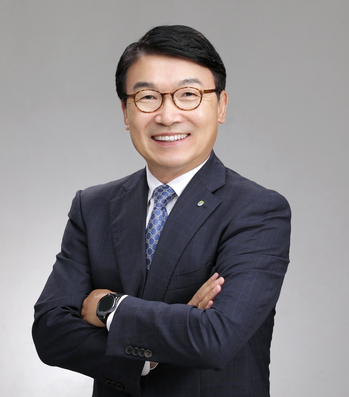 조명찬 이사장
