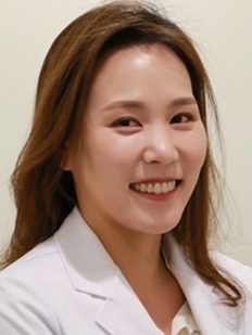 유정은 교수