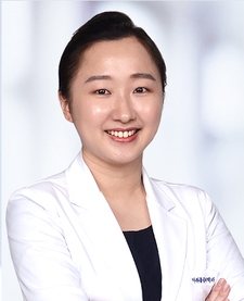 윤수지 교수